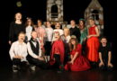 Sztuka o mało co teatralna na sześć lat grupy teatralnej „TREMA” Sztuka o mało co teatralna na sześć lat grupy teatralnej „TREMA”